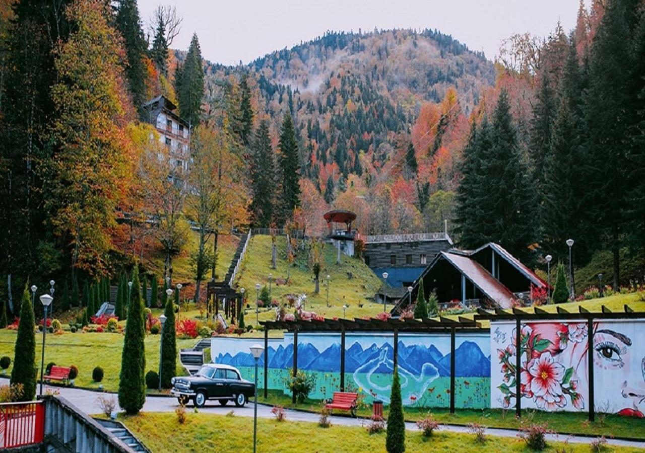 & Resort